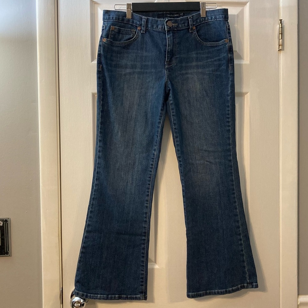 VGUC Calvin Klein Flared Women's Jeans Size 31/12